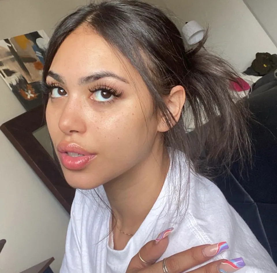 Photo of Alexzandra C., UGC creator